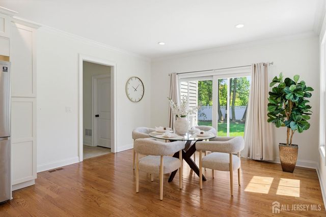 26 Washington Place, Metuchen, NJ 08840