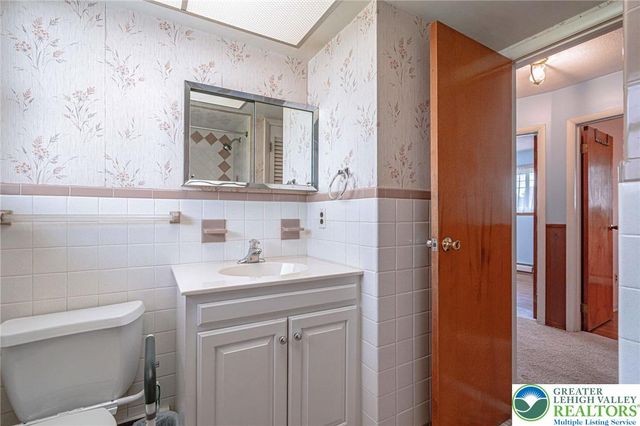2630 Jacksonville Road, Bethlehem City, PA 18017