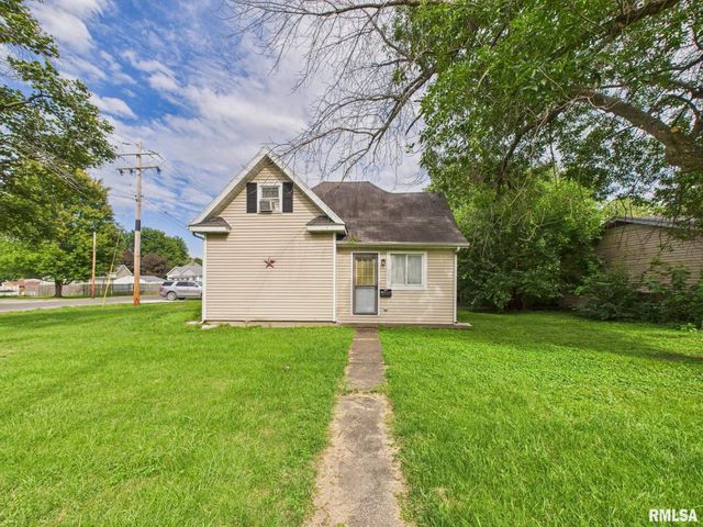 858 N DIAMOND Street, Jacksonville, IL 62650