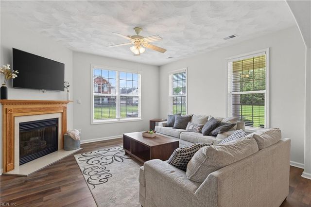 3425 Butterfly ARCH, Virginia Beach, VA 23456