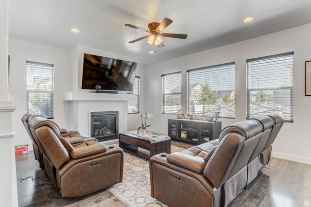 242 E ECHO LEDGE DR, Saratoga Springs, UT 84045