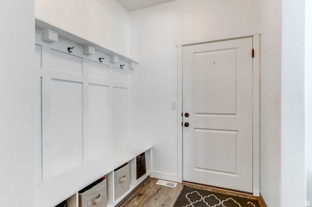 242 E ECHO LEDGE DR, Saratoga Springs, UT 84045
