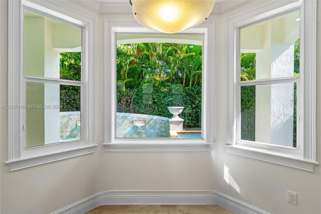 4065 Battersea Road, Miami, FL 33133