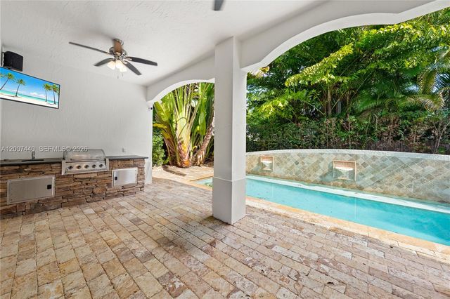 4065 Battersea Road, Miami, FL 33133