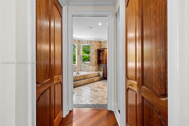 4065 Battersea Road, Miami, FL 33133