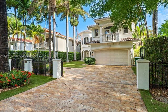 4065 Battersea Road, Miami, FL 33133