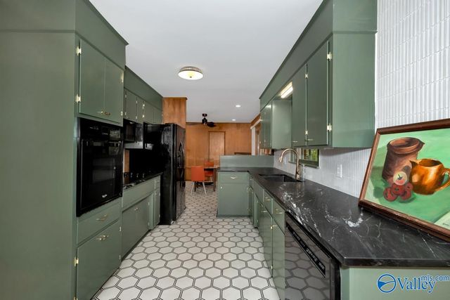 1610 Chapman Avenue, Huntsville, AL 35811