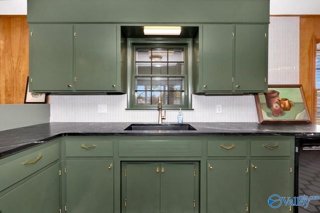 1610 Chapman Avenue, Huntsville, AL 35811