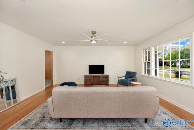 1610 Chapman Avenue, Huntsville, AL 35811