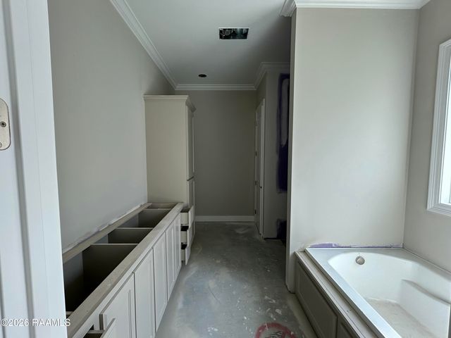 111 Wishing Well Drive, Broussard, LA 70518