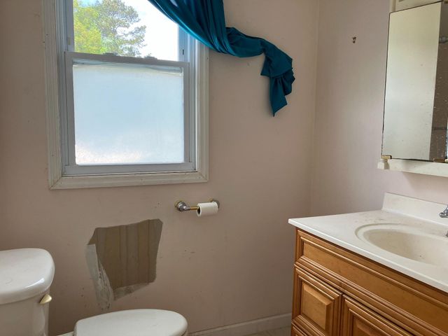 5666 WALNUT ST, Rock Hall, MD 21661
