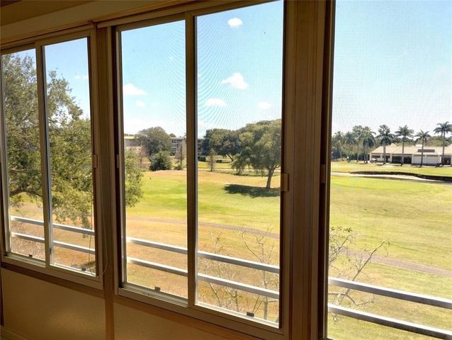 3303 Aruba Way g4, Coconut Creek, FL 33066