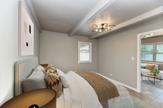 2837 Oxford Drive, Markham, IL 60428