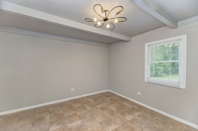 2837 Oxford Drive, Markham, IL 60428