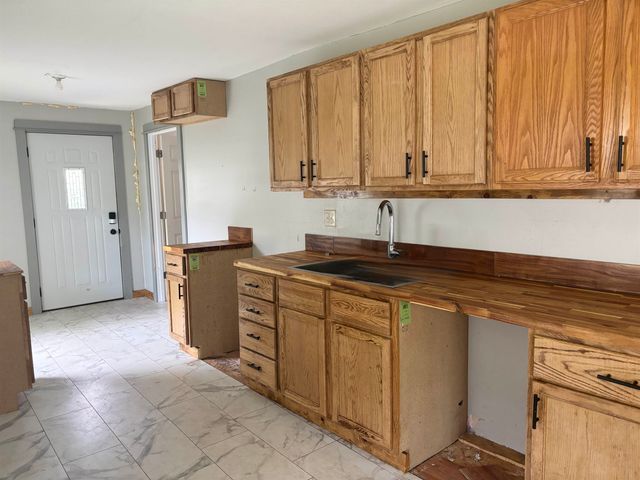 521 S Topeka, El Dorado, KS 67042
