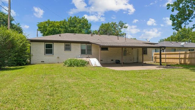1411 S Poplar Street, Sapulpa, OK 74066