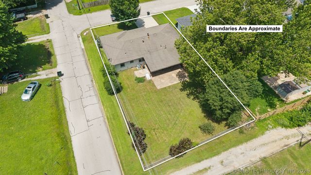 1411 S Poplar Street, Sapulpa, OK 74066