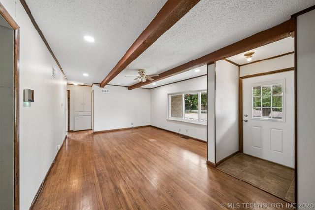 1411 S Poplar Street, Sapulpa, OK 74066