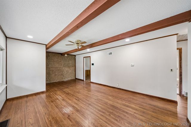 1411 S Poplar Street, Sapulpa, OK 74066