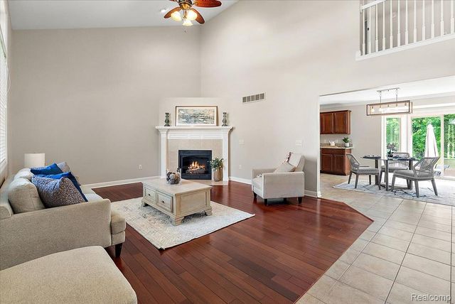 8698 Paul Drive, Washington Township, MI 48094