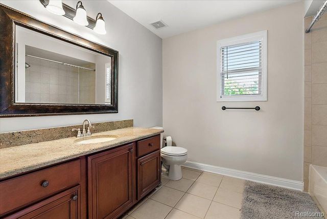 8698 Paul Drive, Washington Township, MI 48094