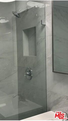 969 Hilgard Avenue 409, Los Angeles, CA 90024