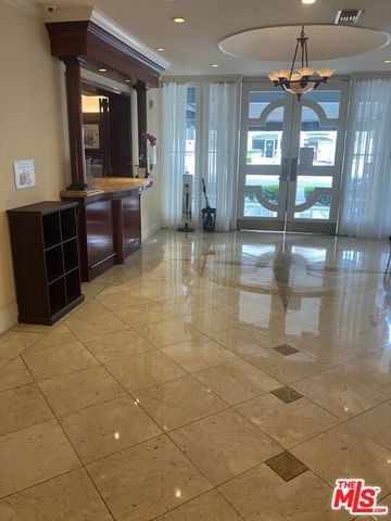 969 Hilgard Avenue 409, Los Angeles, CA 90024