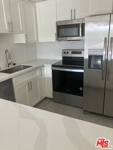 969 Hilgard Avenue 409, Los Angeles, CA 90024