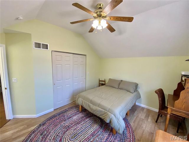 8012 Brickyard Hill Road, Worden, IL 62097