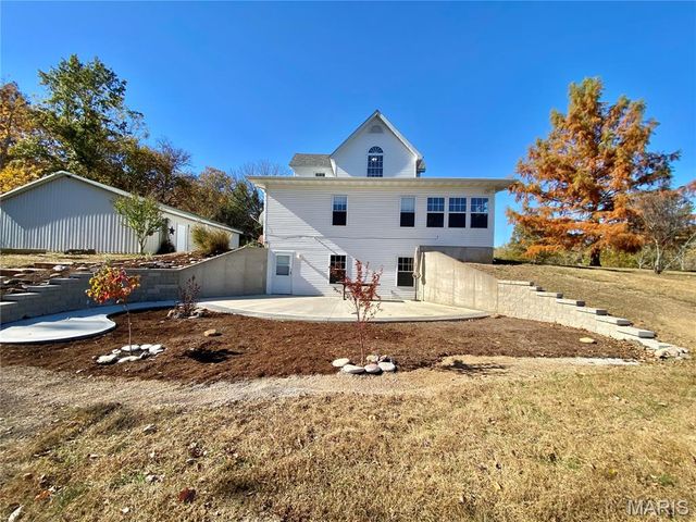 8012 Brickyard Hill Road, Worden, IL 62097