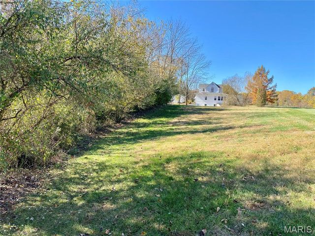 8012 Brickyard Hill Road, Worden, IL 62097