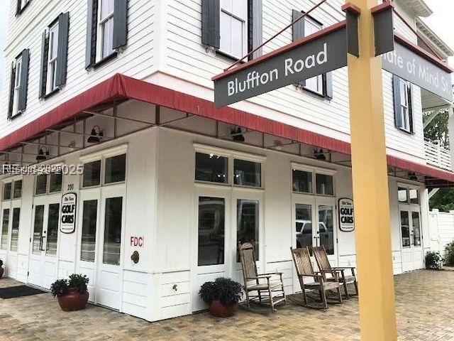 200 Bluffton Rd Ste 2, Bluffton, SC 29910