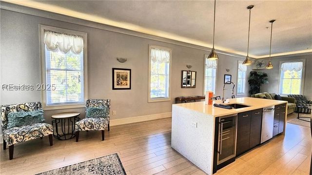 200 Bluffton Rd Ste 2, Bluffton, SC 29910