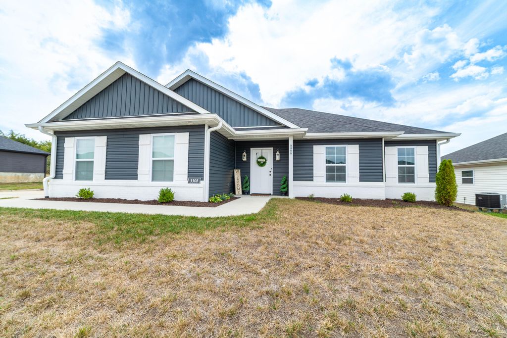 3308 RAVELLO DR, Columbia, MO 65202
