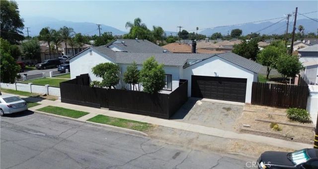 631 N Park, Rialto, CA 92376