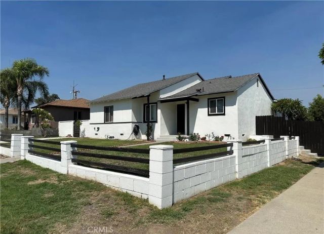 631 N Park, Rialto, CA 92376