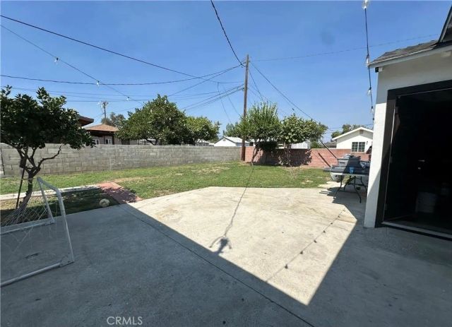 631 N Park, Rialto, CA 92376