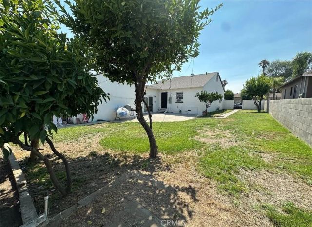 631 N Park, Rialto, CA 92376