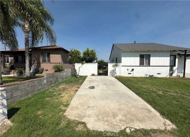 631 N Park, Rialto, CA 92376