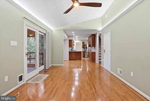 317 CARDINAL GLEN CIR, Sterling, VA 20164