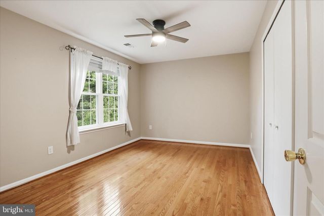 317 CARDINAL GLEN CIR, Sterling, VA 20164