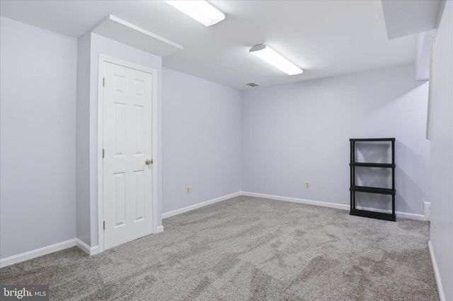 317 CARDINAL GLEN CIR, Sterling, VA 20164