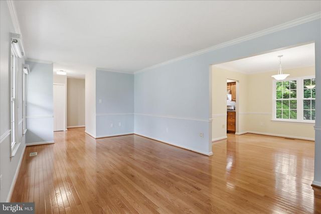 317 CARDINAL GLEN CIR, Sterling, VA 20164