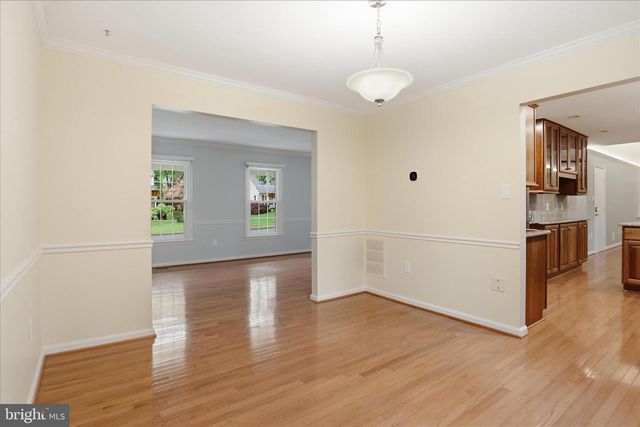 317 CARDINAL GLEN CIR, Sterling, VA 20164