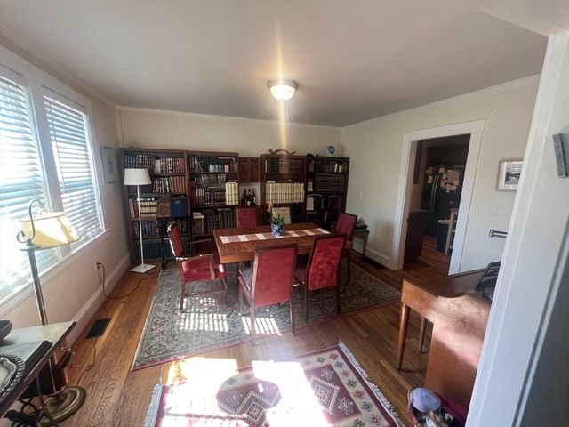 17 Pond St, Sharon, MA 02067