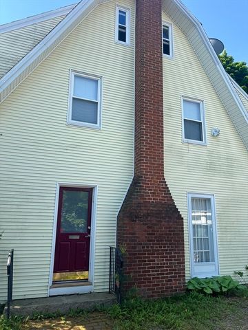 17 Pond St, Sharon, MA 02067