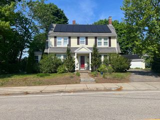 17 Pond St, Sharon, MA 02067