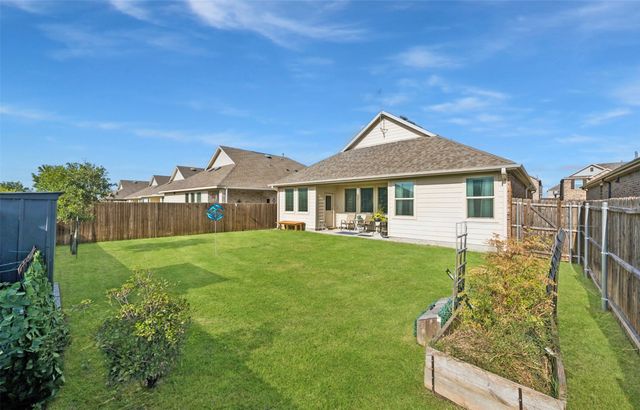 420 Holt Lane, Fate, TX 75087