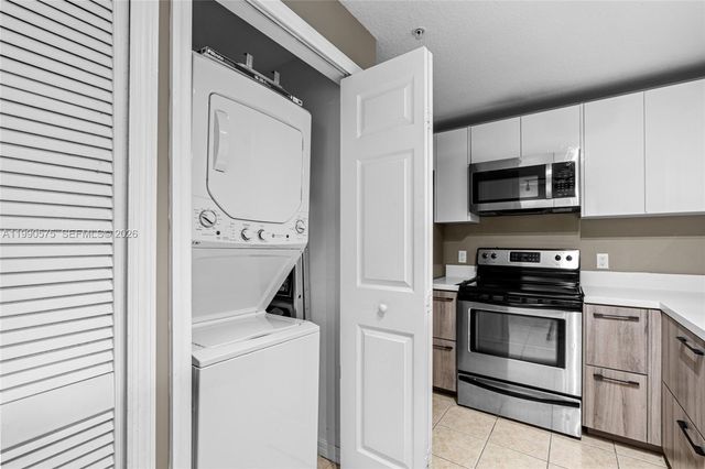 5271 SW 8th St 315, Miami, FL 33134