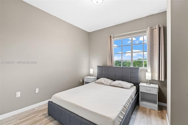 5271 SW 8th St 315, Miami, FL 33134